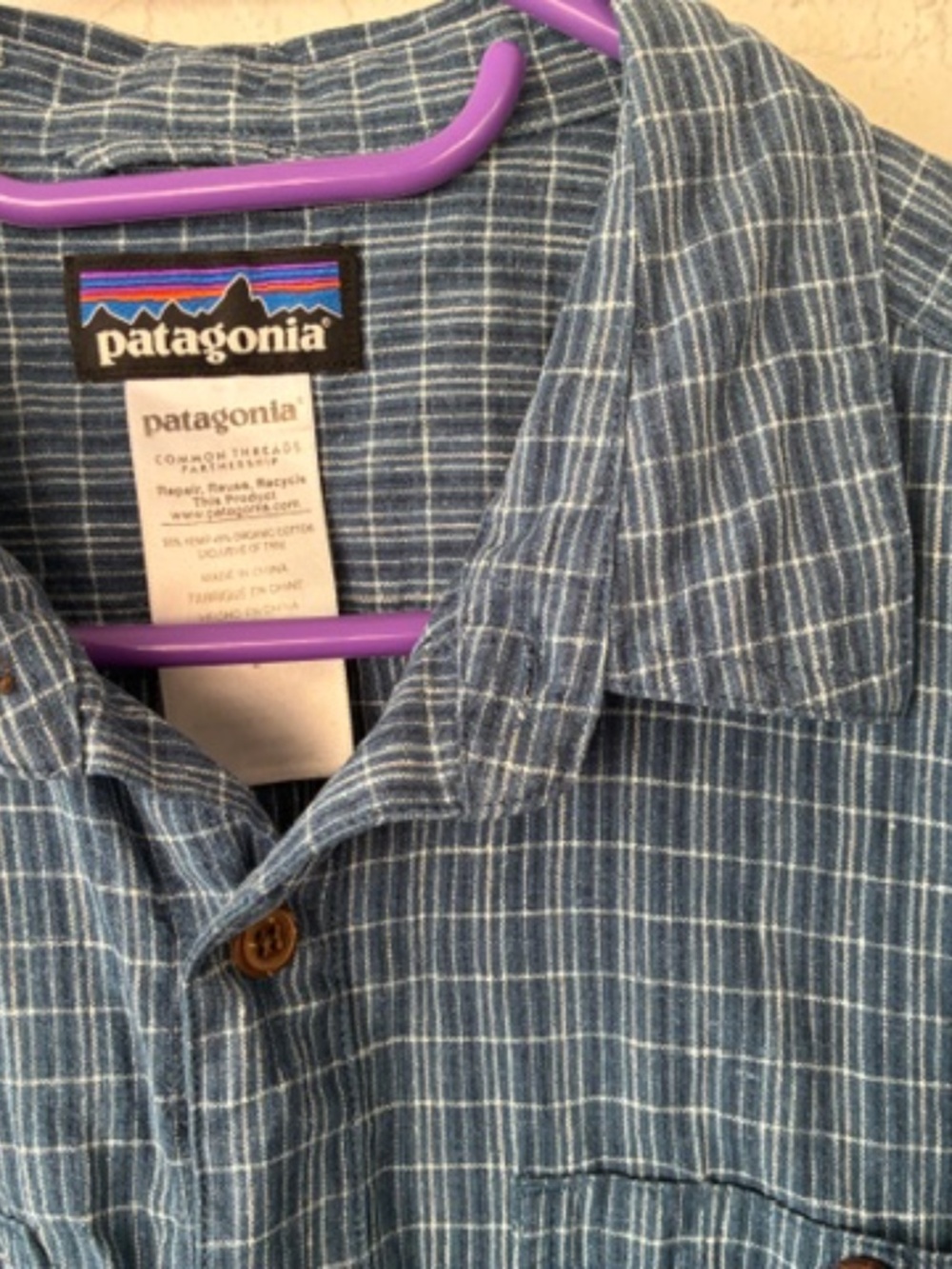Patagonia men's short sleeved size large shirt - Picture 8 of 12